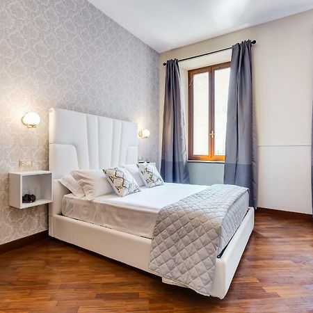 Trevi Private Suites By Premium Suites Collection Rome Bagian luar foto