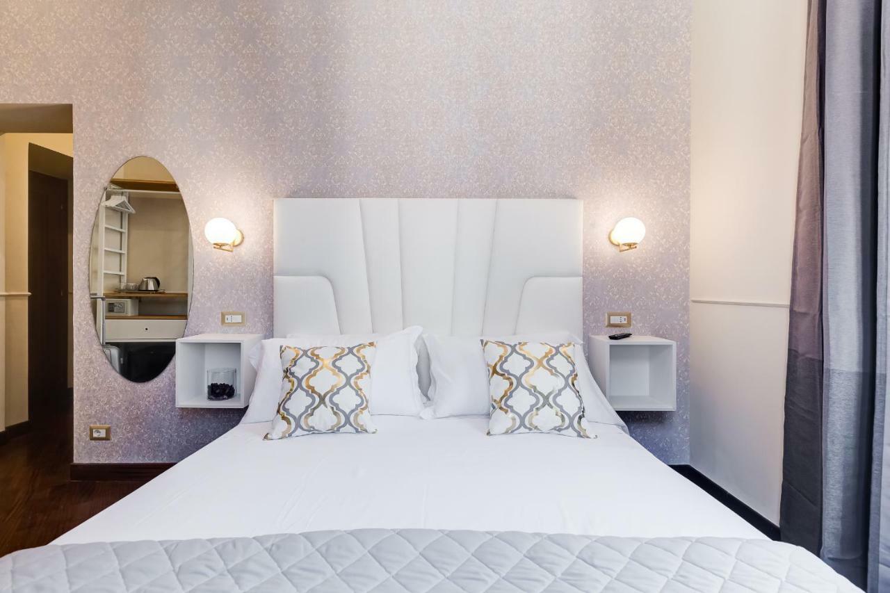 Trevi Private Suites By Premium Suites Collection Rome Bagian luar foto