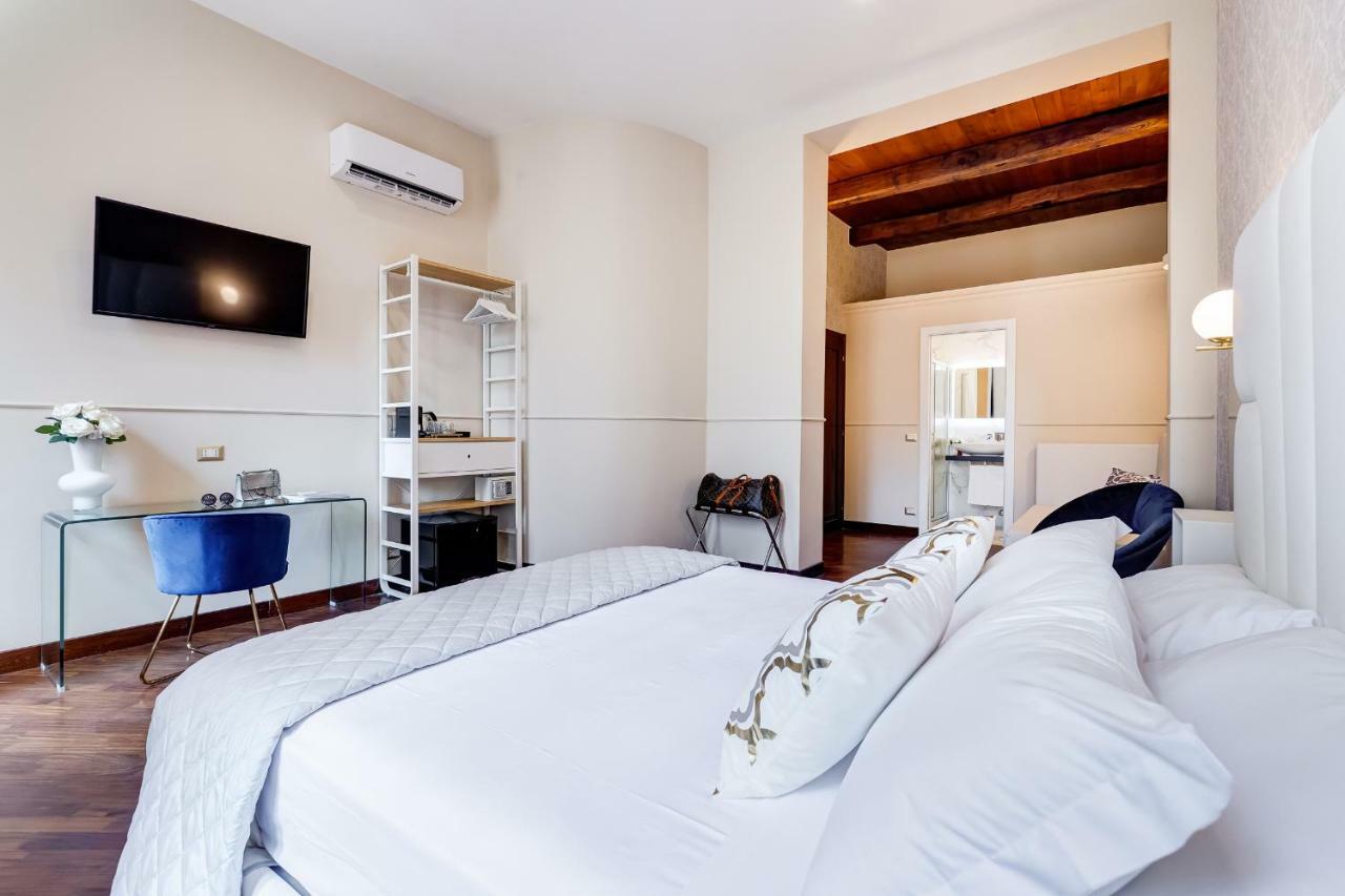 Trevi Private Suites By Premium Suites Collection Rome Bagian luar foto