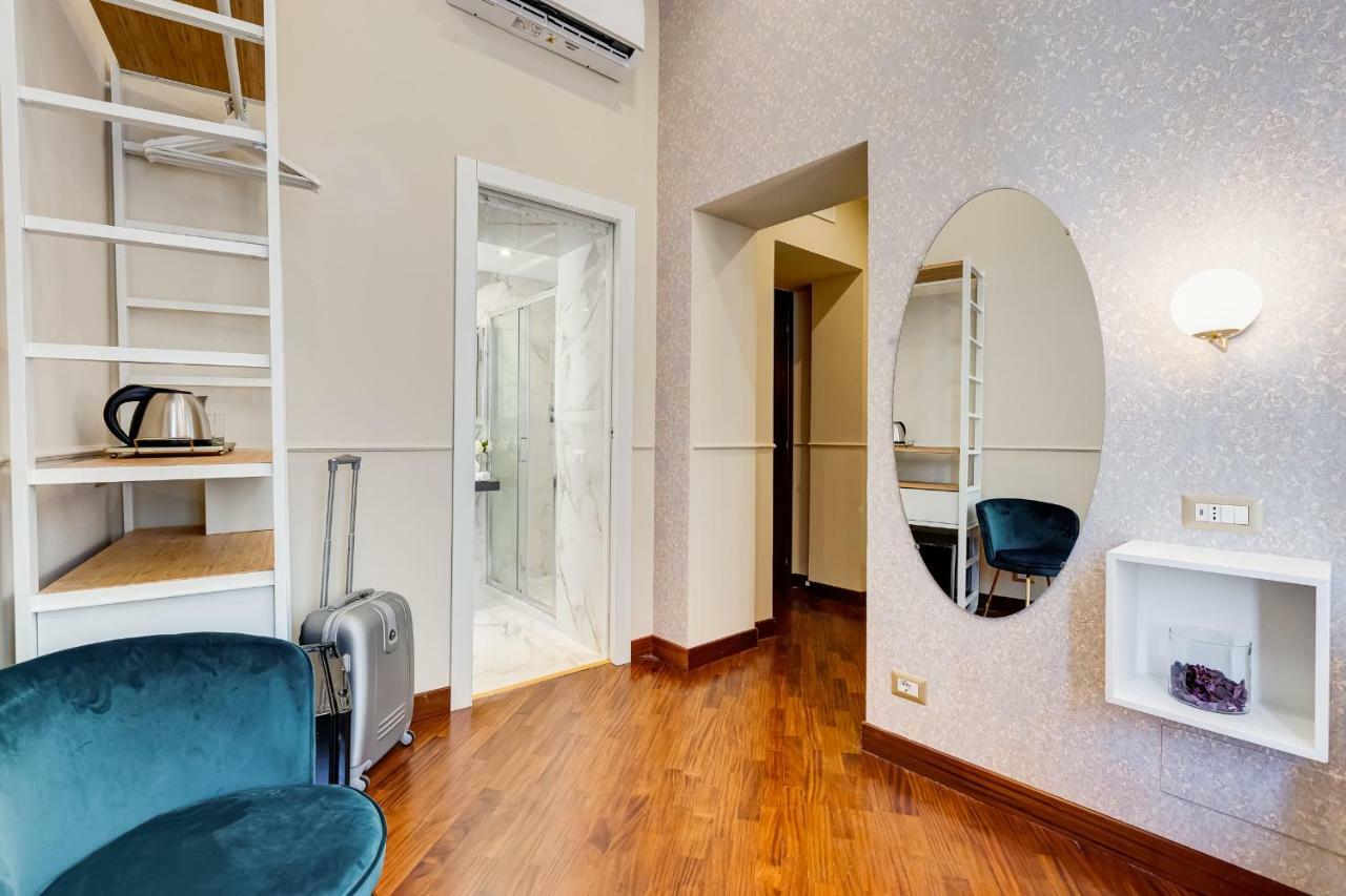 Trevi Private Suites By Premium Suites Collection Rome Bagian luar foto