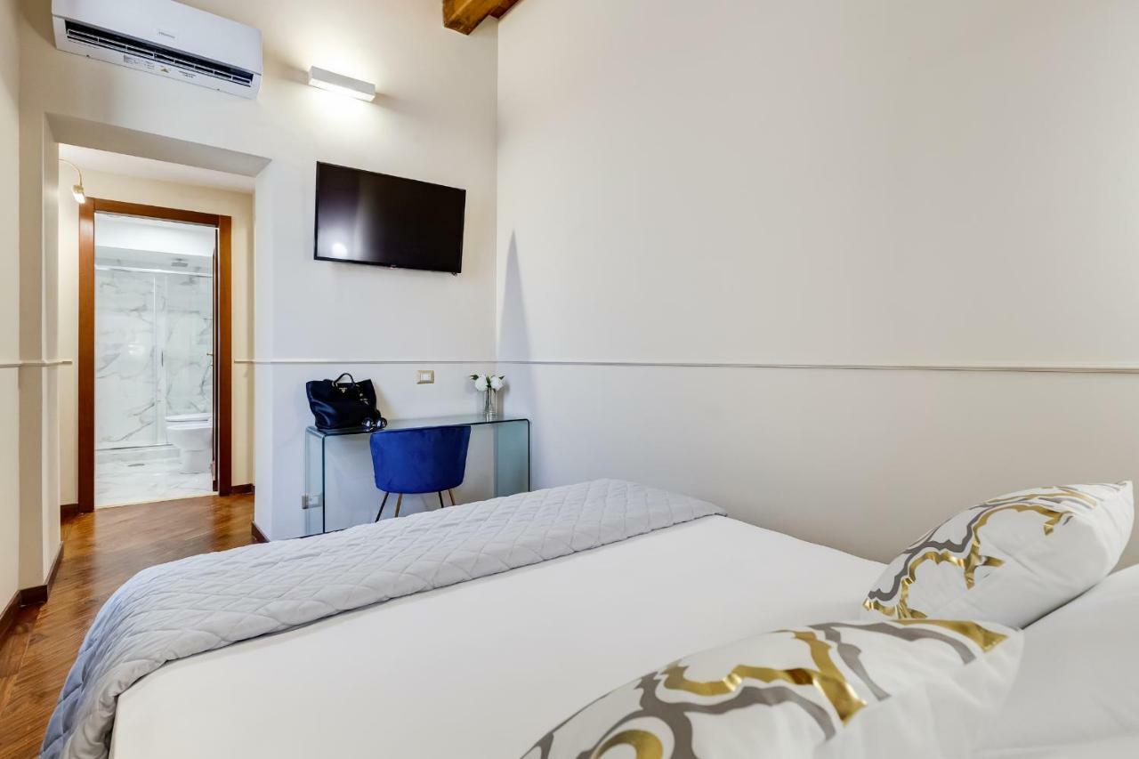 Trevi Private Suites By Premium Suites Collection Rome Bagian luar foto